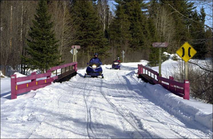 raid motoneige quebec raid du pionnier04